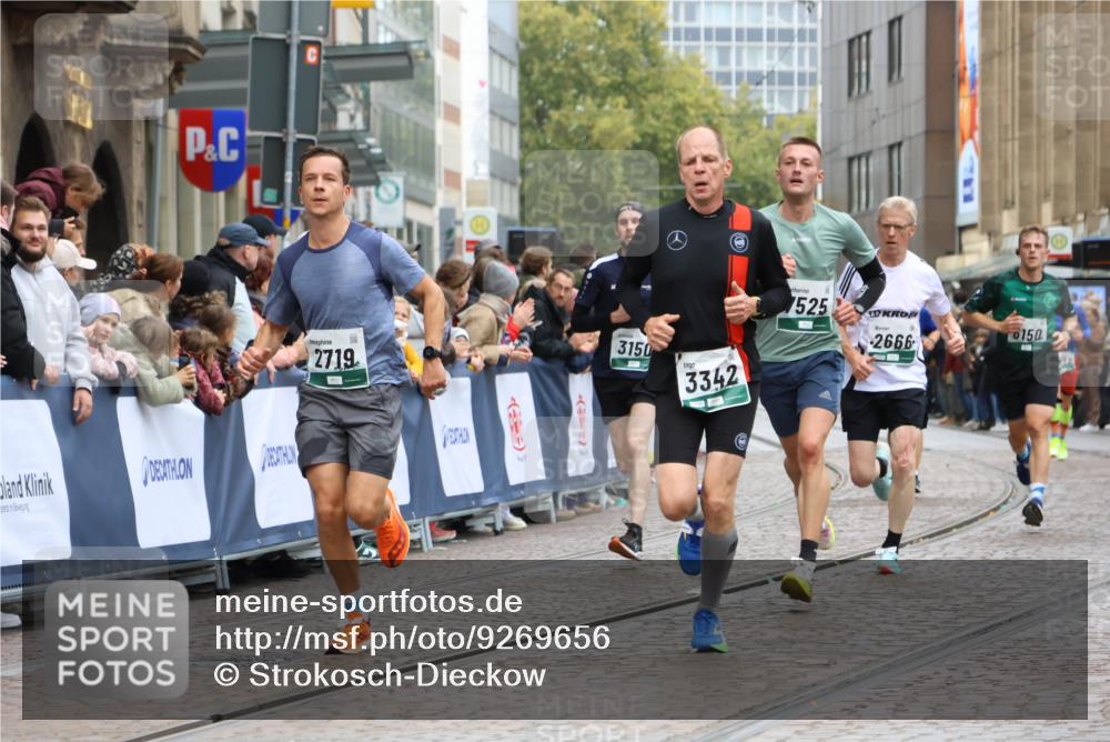 05.10.2025 - 20. swb-Marathon Bremen Strokosch-Dieckow http://msf.ph/oto/9269656 05.10.2025 13:01:15 Ziel 1626, 2666, 2719, 3150, 3342, 3807, 6150, 7525, 8747 meine-sportfotos.de