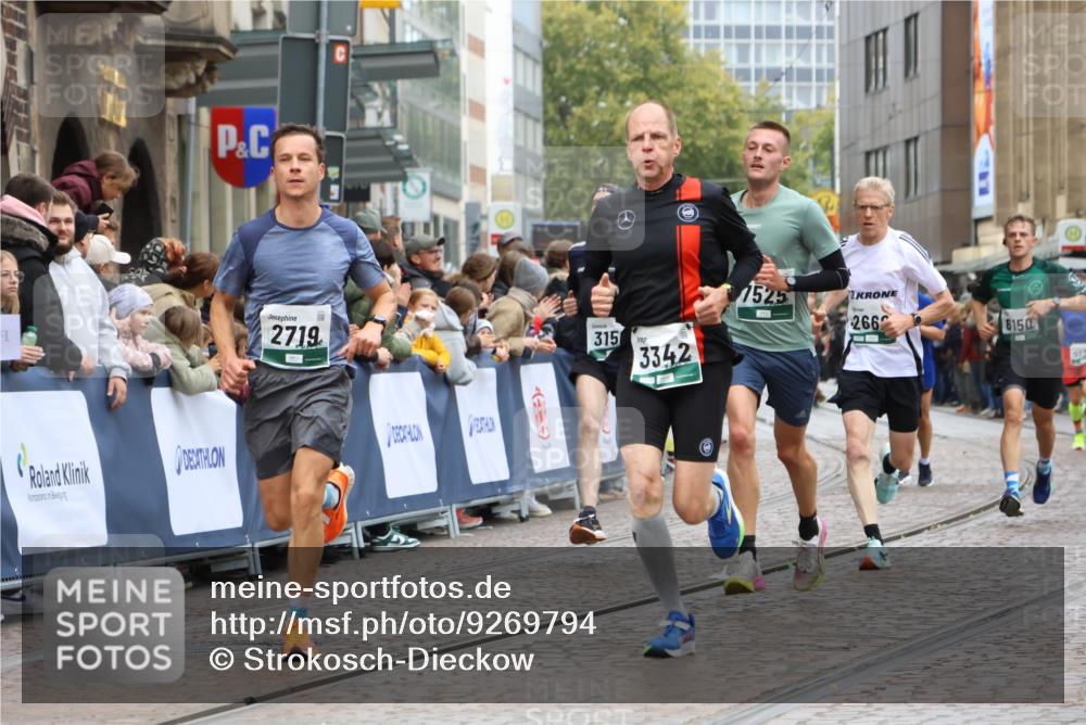 05.10.2025 - 20. swb-Marathon Bremen Strokosch-Dieckow http://msf.ph/oto/9269794 05.10.2025 13:01:15 Ziel 1626, 2666, 2719, 3150, 3342, 3807, 6150, 7525, 8747 meine-sportfotos.de