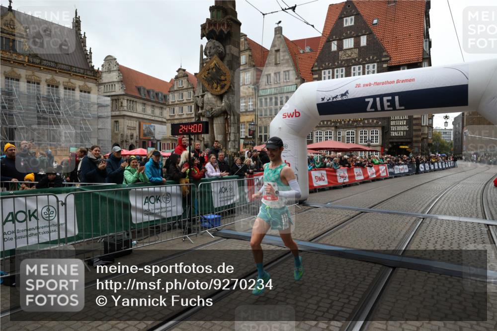 05.10.2025 - 20. swb-Marathon Bremen Yannick Fuchs http://msf.ph/oto/9270234 05.10.2025 12:14:49 Ziel 1122 meine-sportfotos.de