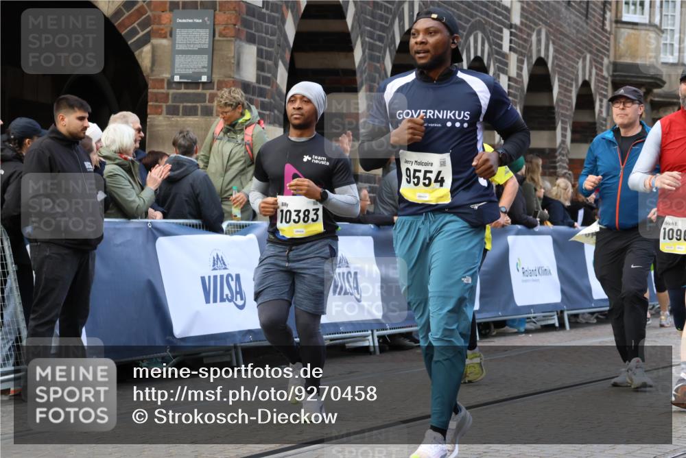 05.10.2025 - 20. swb-Marathon Bremen Strokosch-Dieckow http://msf.ph/oto/9270458 05.10.2025 11:10:04 Ziel 7799, 9288, 9470, 9476, 9554, 9561, 10082, 10383, 10563, 10596, 10659, 10969, 11204, 11401, 11536, 11634 meine-sportfotos.de