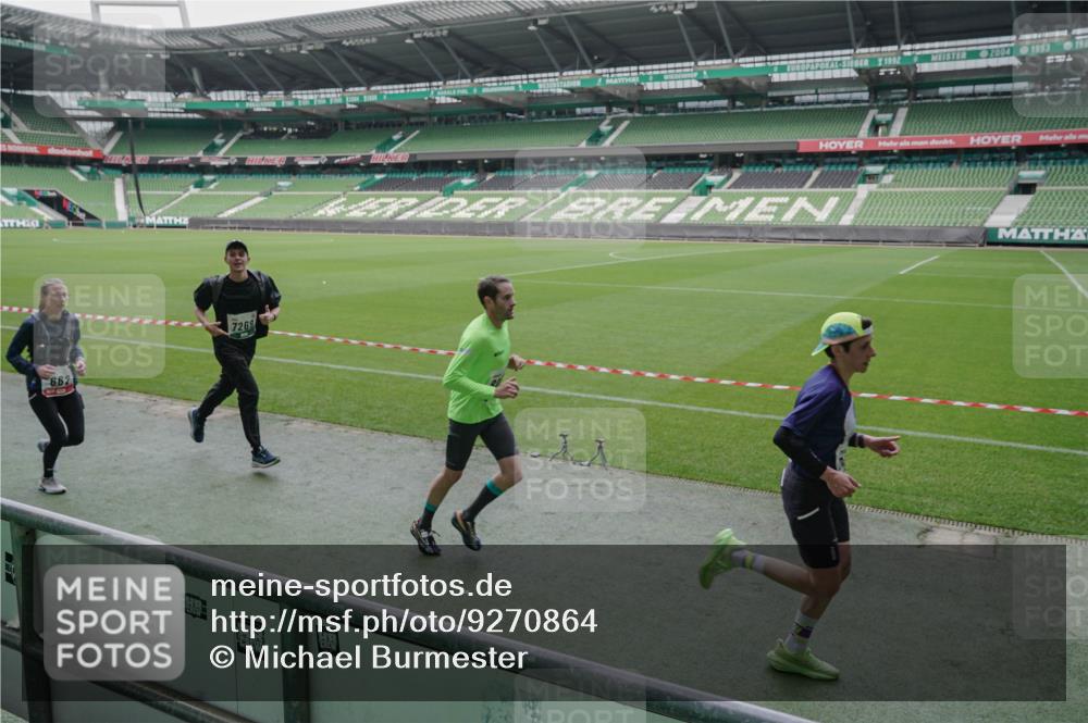 05.10.2025 - 20. swb-Marathon Bremen Michael Burmester http://msf.ph/oto/9270864 05.10.2025 12:43:03 Laufen im Stadion 588, 628, 662, 965, 1105, 1123, 1215, 1265, 1612, 1641, 1645, 1652, 1745, 1810, 2062, 2068, 2141, 2385, 3294, 3391, 3580, 3705, 4664, 5028, 5231, 5470, 5741, 5815, 6224, 6423, 7269, 7405, 7472, 7498, 7547, 7668, 7764, 8053, 8520, 635, 907, 1763, 3153, 4635 meine-sportfotos.de