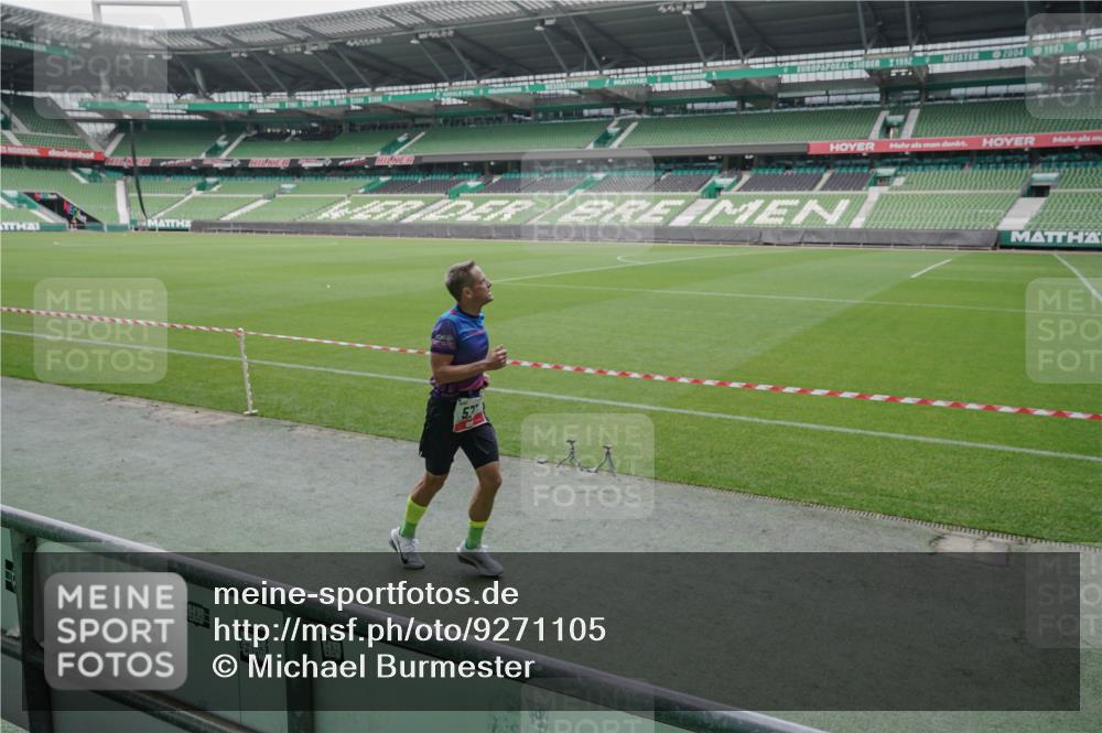 05.10.2025 - 20. swb-Marathon Bremen Michael Burmester http://msf.ph/oto/9271105 05.10.2025 12:43:27 Laufen im Stadion 288, 577, 628, 662, 706, 1105, 1265, 1641, 1652, 1745, 1992, 2062, 2967, 3391, 3435, 3580, 3705, 4369, 4631, 4664, 4867, 5014, 5231, 5287, 5495, 5741, 5815, 5988, 6224, 6385, 6423, 6912, 7269, 7472, 7498, 7547, 7668, 7764, 7816, 7834, 8053, 8275, 8520, 8593, 9095, 588, 965, 1123, 1215, 1612, 1645, 1810, 2068, 2141, 2385, 3294, 5028, 5470, 7405 meine-sportfotos.de