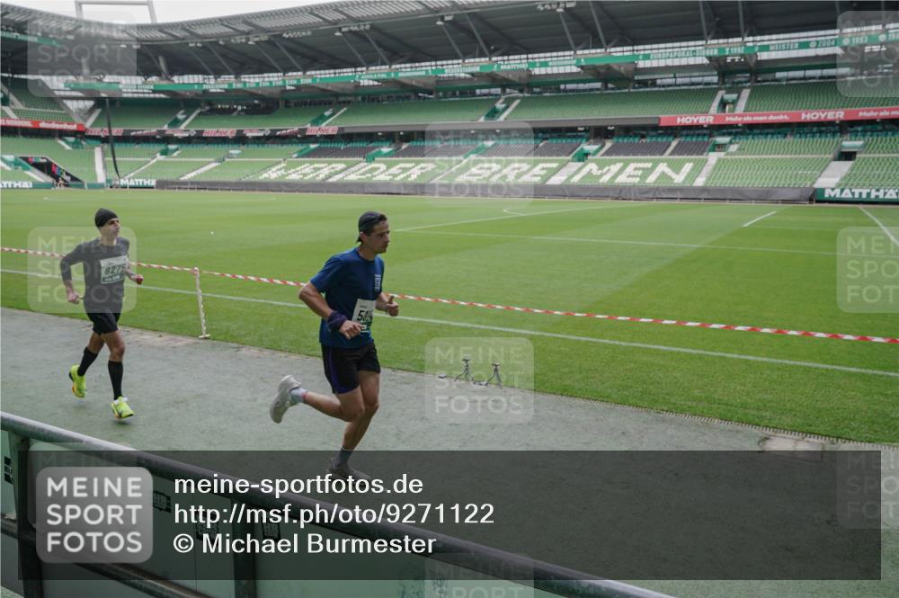 05.10.2025 - 20. swb-Marathon Bremen Michael Burmester http://msf.ph/oto/9271122 05.10.2025 12:43:30 Laufen im Stadion 288, 577, 628, 662, 706, 1265, 1641, 1652, 1745, 1992, 2062, 2967, 3391, 3435, 3580, 4369, 4631, 4664, 4867, 5014, 5231, 5287, 5495, 5741, 5815, 5988, 6224, 6385, 6423, 6912, 7269, 7472, 7498, 7547, 7668, 7764, 7816, 7834, 8053, 8275, 8520, 8593, 9095, 588, 965, 1105, 1123, 1215, 1612, 1645, 1810, 2068, 2141, 2385, 3294, 3705, 5028, 5470, 7405, 7547 meine-sportfotos.de