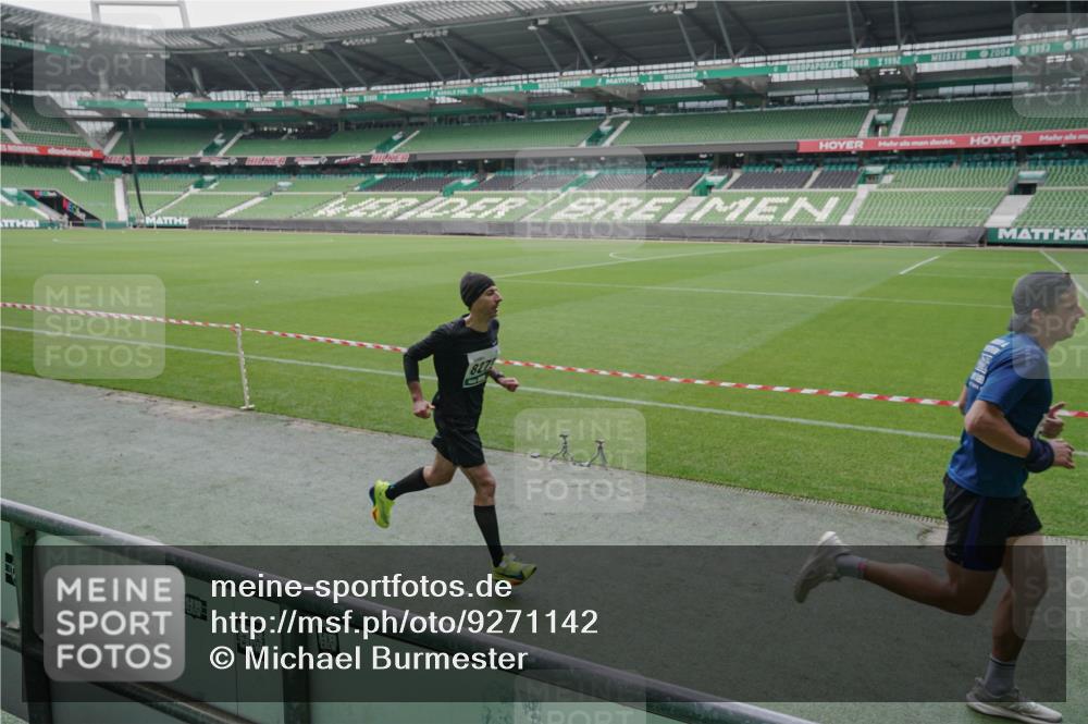 05.10.2025 - 20. swb-Marathon Bremen Michael Burmester http://msf.ph/oto/9271142 05.10.2025 12:43:31 Laufen im Stadion 288, 577, 628, 662, 706, 1265, 1641, 1652, 1745, 1992, 2062, 2967, 3391, 3435, 3580, 4369, 4631, 4664, 4867, 5014, 5231, 5287, 5495, 5741, 5815, 5988, 6224, 6385, 6423, 6912, 7269, 7472, 7498, 7668, 7764, 7816, 7834, 8053, 8275, 8520, 8593, 9095, 588, 965, 1105, 1123, 1215, 1612, 1645, 1810, 2068, 2141, 2385, 3294, 3391, 3705, 5028, 5470, 7405, 7547 meine-sportfotos.de