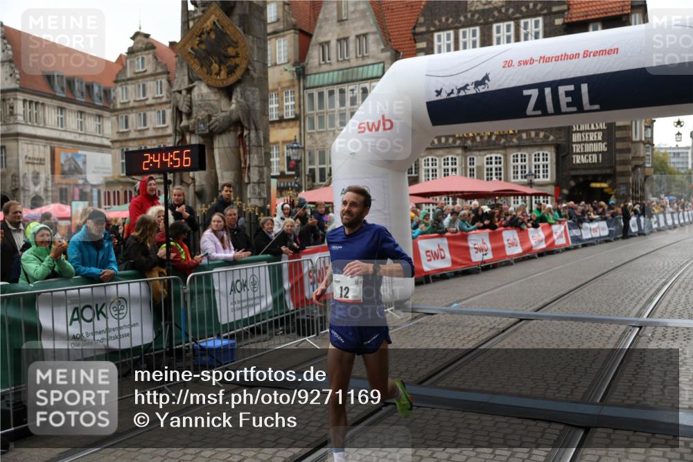 05.10.2025 - 20. swb-Marathon Bremen Yannick Fuchs http://msf.ph/oto/9271169 05.10.2025 12:15:46 Ziel 12 meine-sportfotos.de