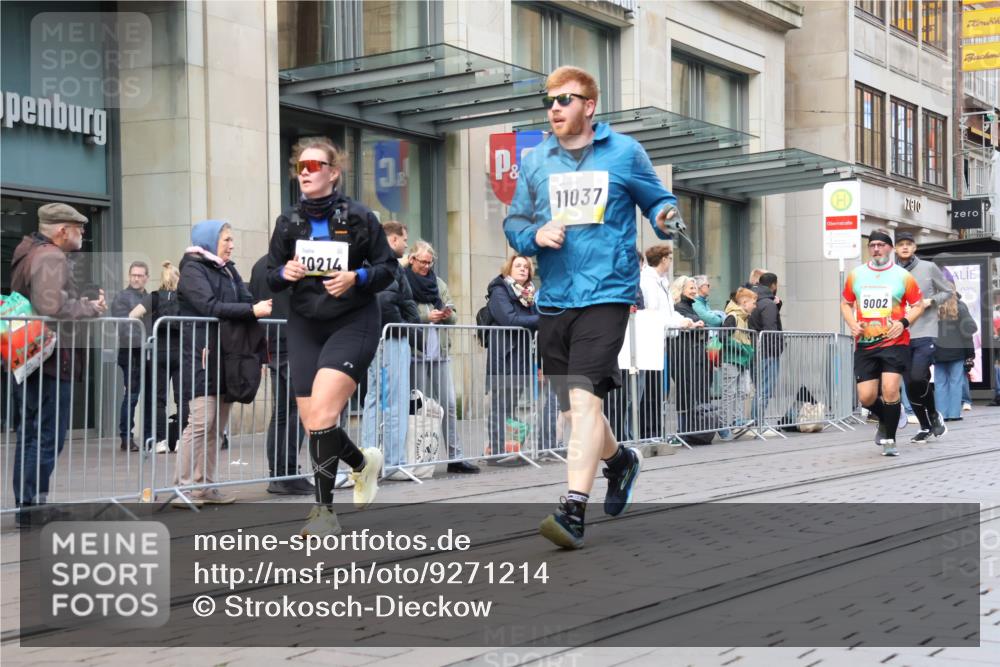 05.10.2025 - 20. swb-Marathon Bremen Strokosch-Dieckow http://msf.ph/oto/9271214 05.10.2025 11:09:00 Ziel 9002, 9185, 9493, 9649, 9798, 9815, 9848, 9892, 9945, 10074, 10214, 10295, 10315, 10419, 10522, 10784, 10865, 11037, 11056, 11218, 11379, 11437, 11447, 11530, 11614, 11674, 9002, 9185, 9493, 9649, 9798, 9815, 9848, 9892, 9945, 10074, 10214, 10295, 10315, 10419, 10522, 10784, 10865, 11037, 11056, 11218, 11379, 11437, 11447, 11530, 11614, 11674 meine-sportfotos.de