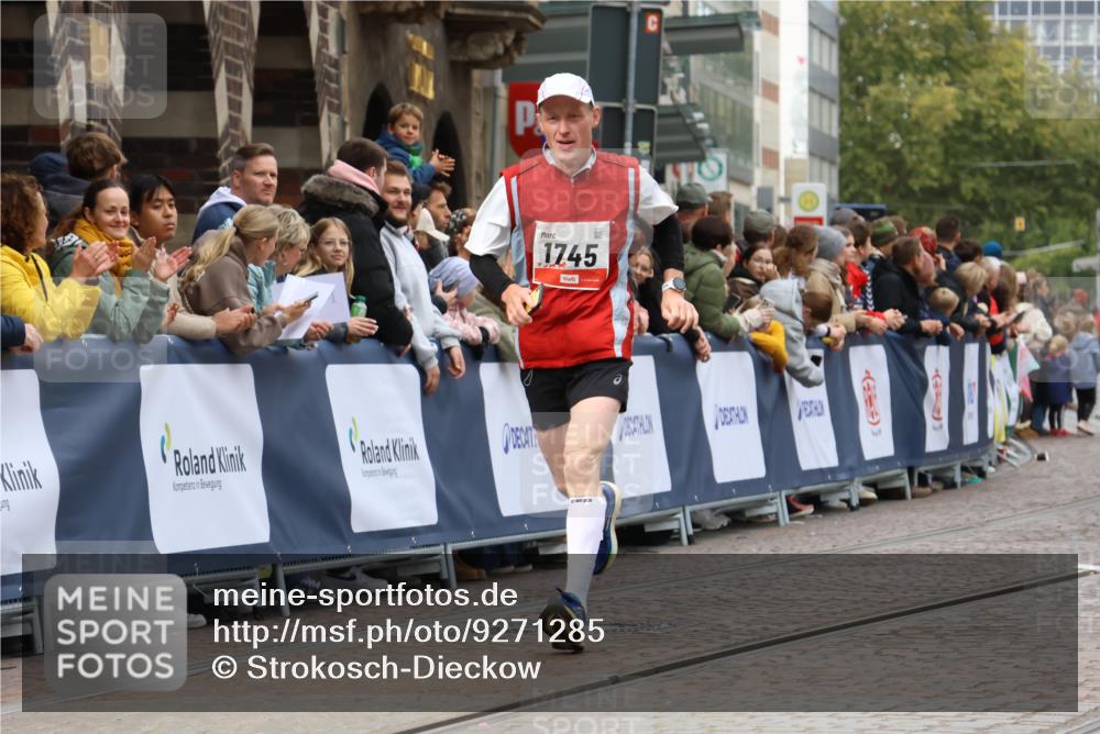 05.10.2025 - 20. swb-Marathon Bremen Strokosch-Dieckow http://msf.ph/oto/9271285 05.10.2025 13:01:59 Ziel 1745, 2062 meine-sportfotos.de
