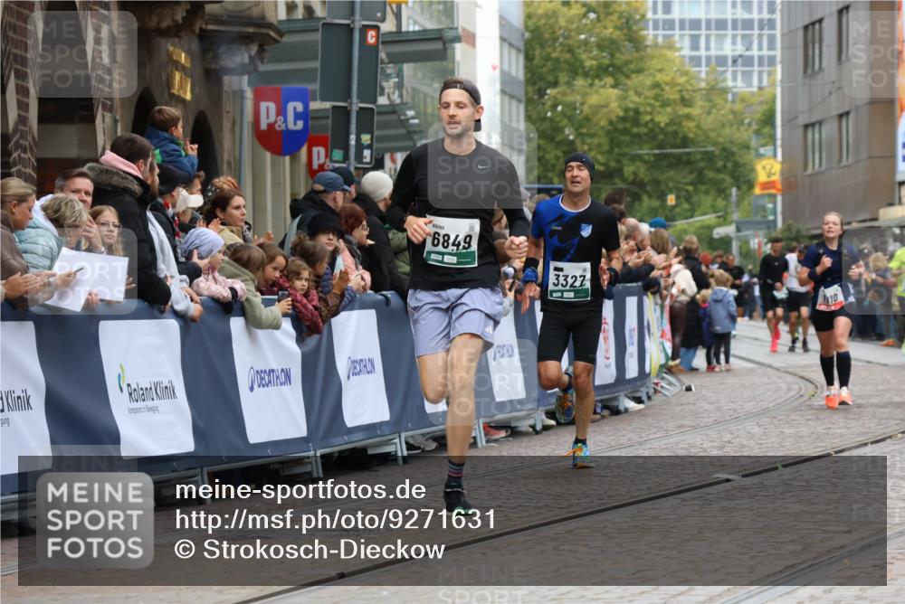 05.10.2025 - 20. swb-Marathon Bremen Strokosch-Dieckow http://msf.ph/oto/9271631 05.10.2025 13:02:28 Ziel 662, 1810, 3327, 6849 meine-sportfotos.de