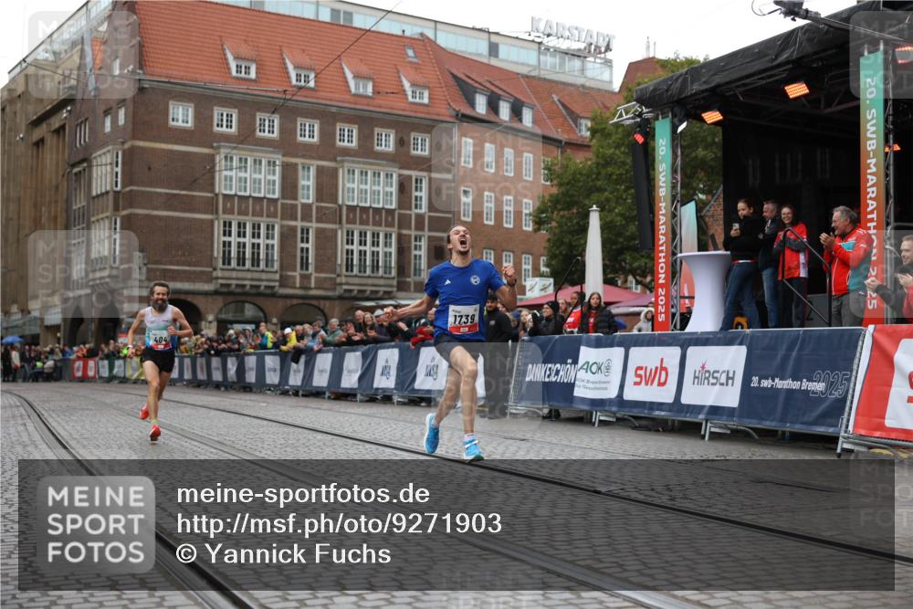 05.10.2025 - 20. swb-Marathon Bremen Yannick Fuchs http://msf.ph/oto/9271903 05.10.2025 12:17:52 Ziel 1739 meine-sportfotos.de