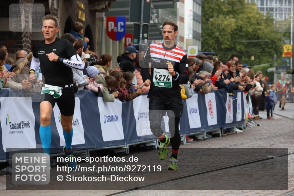 05.10.2025 - 20. swb-Marathon Bremen Strokosch-Dieckow http://msf.ph/oto/9272119 05.10.2025 13:02:46 Ziel 539, 3054, 4274 meine-sportfotos.de