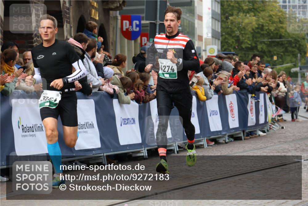 05.10.2025 - 20. swb-Marathon Bremen Strokosch-Dieckow http://msf.ph/oto/9272183 05.10.2025 13:02:46 Ziel 539, 3054, 4274 meine-sportfotos.de