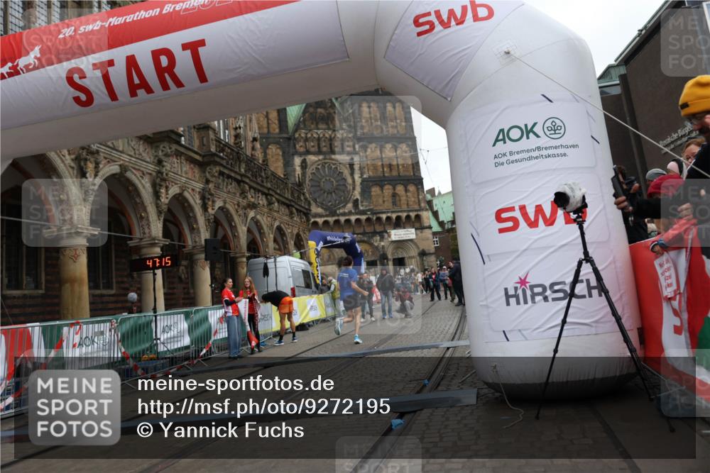 05.10.2025 - 20. swb-Marathon Bremen Yannick Fuchs http://msf.ph/oto/9272195 05.10.2025 12:17:56 Ziel 404, 1739 meine-sportfotos.de