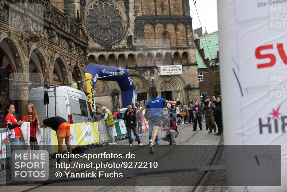 05.10.2025 - 20. swb-Marathon Bremen Yannick Fuchs http://msf.ph/oto/9272210 05.10.2025 12:17:56 Ziel 404, 1739 meine-sportfotos.de