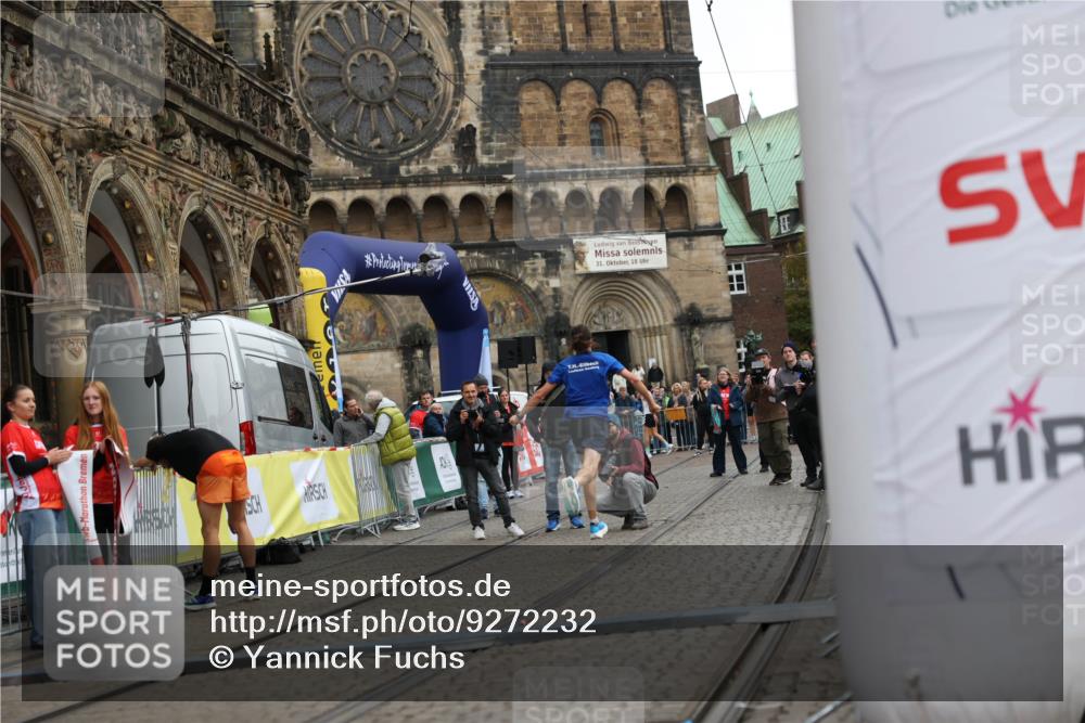 05.10.2025 - 20. swb-Marathon Bremen Yannick Fuchs http://msf.ph/oto/9272232 05.10.2025 12:17:57 Ziel 404, 1739 meine-sportfotos.de
