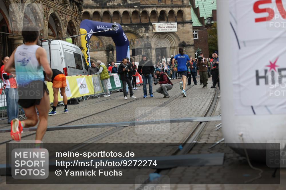 05.10.2025 - 20. swb-Marathon Bremen Yannick Fuchs http://msf.ph/oto/9272274 05.10.2025 12:17:57 Ziel 404, 1739 meine-sportfotos.de