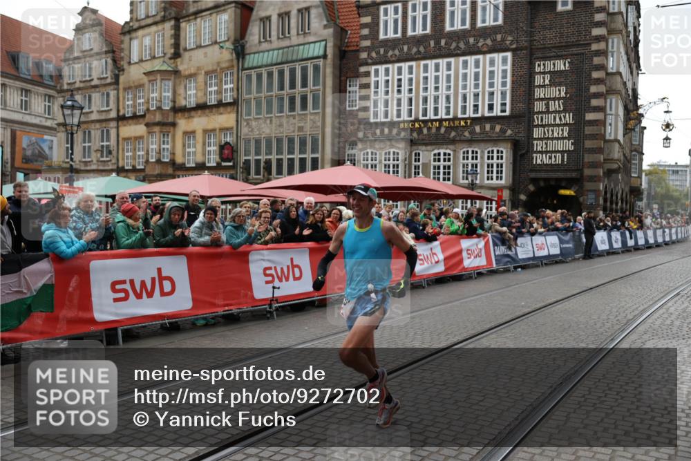 05.10.2025 - 20. swb-Marathon Bremen Yannick Fuchs http://msf.ph/oto/9272702 05.10.2025 12:19:17 Ziel 2049 meine-sportfotos.de