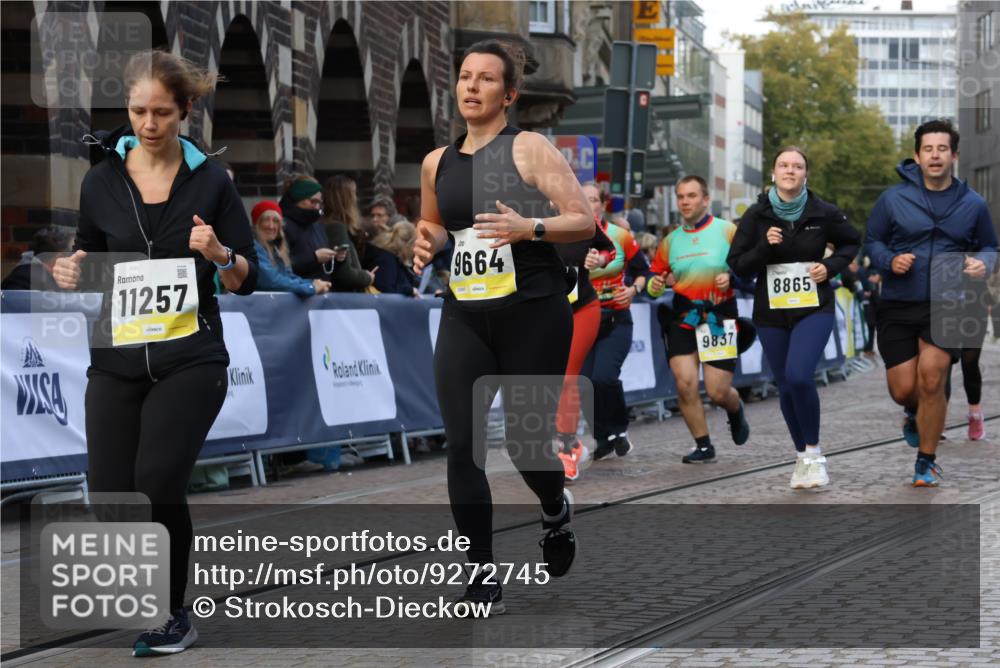 05.10.2025 - 20. swb-Marathon Bremen Strokosch-Dieckow http://msf.ph/oto/9272745 05.10.2025 11:11:06 Ziel 8865, 9245, 9273, 9664, 9822, 9823, 9836, 9837, 9948, 10415, 11257, 11395, 11580 meine-sportfotos.de