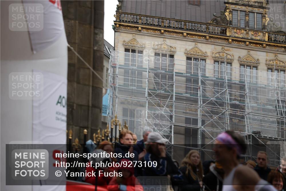 05.10.2025 - 20. swb-Marathon Bremen Yannick Fuchs http://msf.ph/oto/9273109 05.10.2025 12:21:09 Ziel 282, 1233 meine-sportfotos.de