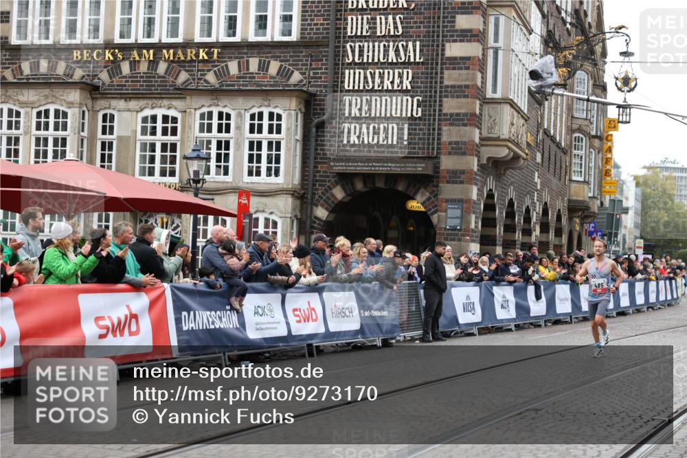 05.10.2025 - 20. swb-Marathon Bremen Yannick Fuchs http://msf.ph/oto/9273170 05.10.2025 12:22:09 Ziel  meine-sportfotos.de