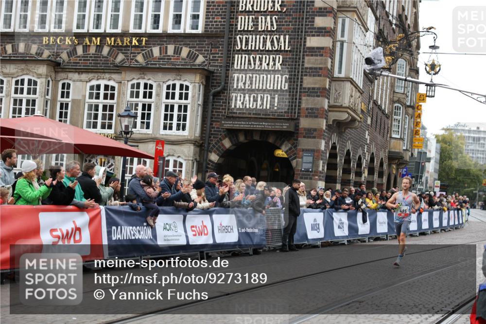 05.10.2025 - 20. swb-Marathon Bremen Yannick Fuchs http://msf.ph/oto/9273189 05.10.2025 12:22:09 Ziel  meine-sportfotos.de