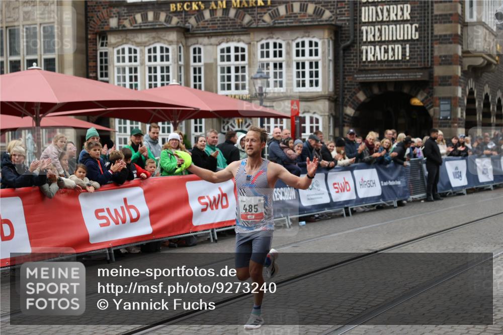 05.10.2025 - 20. swb-Marathon Bremen Yannick Fuchs http://msf.ph/oto/9273240 05.10.2025 12:22:12 Ziel 485 meine-sportfotos.de