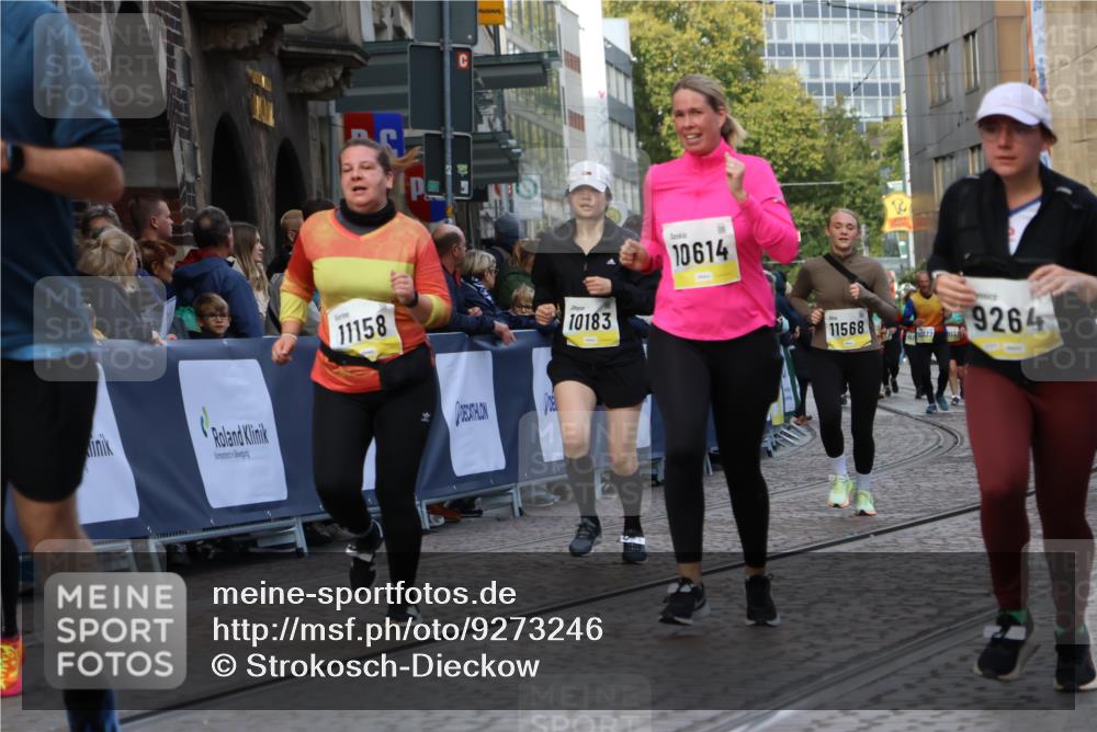 05.10.2025 - 20. swb-Marathon Bremen Strokosch-Dieckow http://msf.ph/oto/9273246 05.10.2025 11:11:13 Ziel 8865, 9011, 9245, 9264, 9273, 9386, 9479, 9822, 9823, 9836, 9837, 10183, 10614, 11158, 11568, 11578, 11580 meine-sportfotos.de