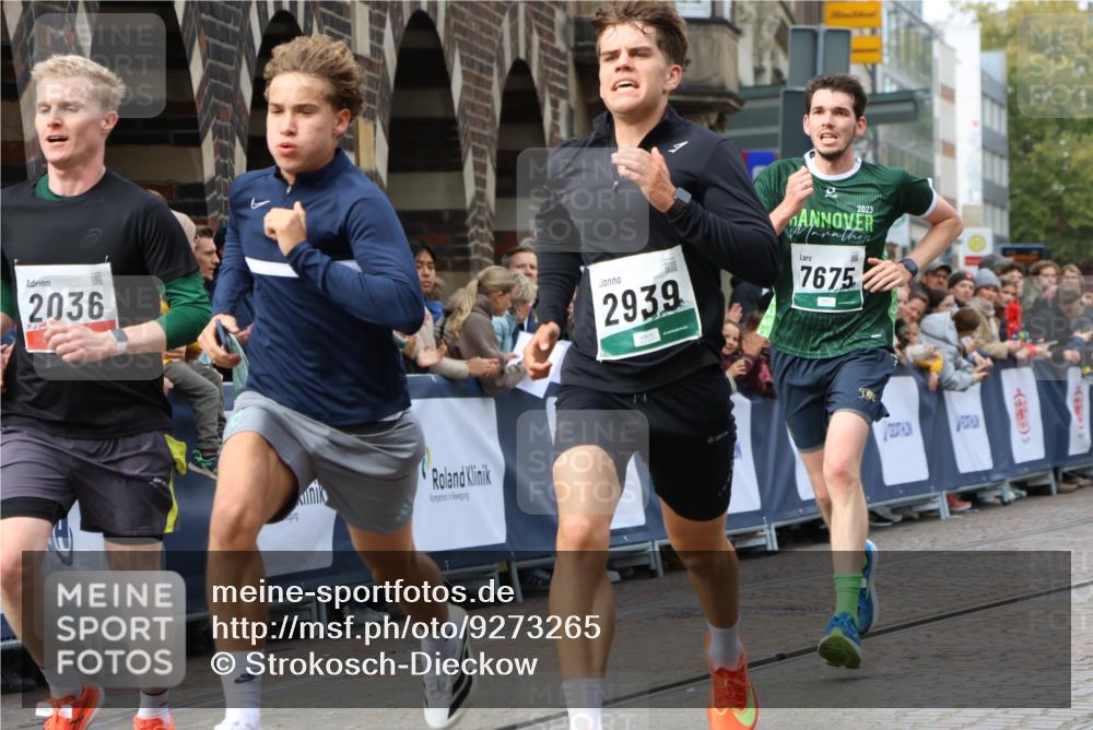 05.10.2025 - 20. swb-Marathon Bremen Strokosch-Dieckow http://msf.ph/oto/9273265 05.10.2025 13:03:10 Ziel 2036, 2939, 5831, 7675 meine-sportfotos.de