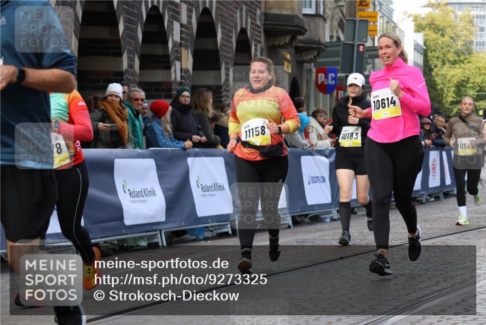 05.10.2025 - 20. swb-Marathon Bremen Strokosch-Dieckow http://msf.ph/oto/9273325 05.10.2025 11:11:14 Ziel 9011, 9245, 9264, 9273, 9386, 9479, 9822, 9823, 9836, 9837, 10183, 10614, 11158, 11568, 11578, 11580 meine-sportfotos.de