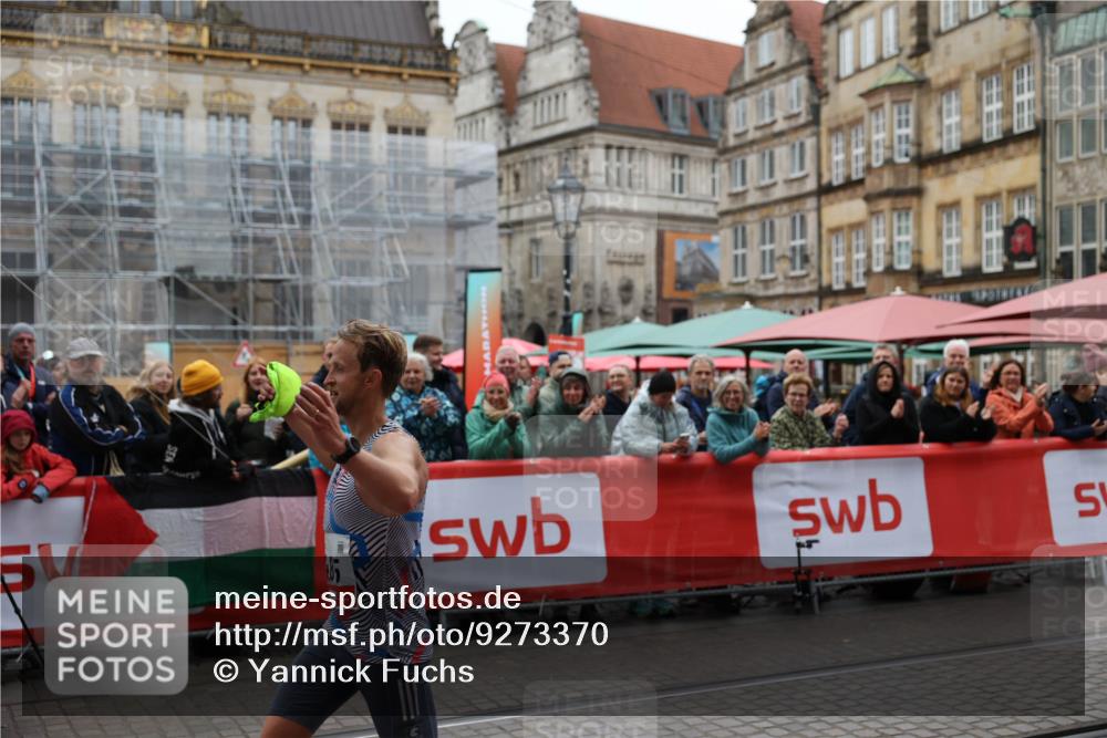 05.10.2025 - 20. swb-Marathon Bremen Yannick Fuchs http://msf.ph/oto/9273370 05.10.2025 12:22:13 Ziel 485 meine-sportfotos.de