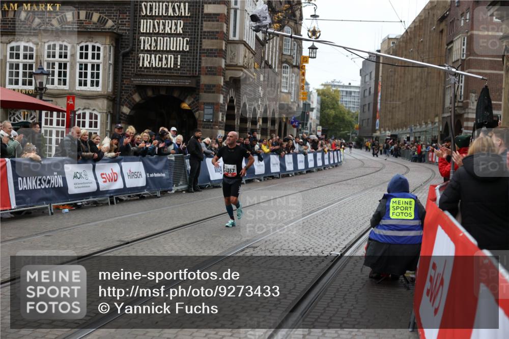 05.10.2025 - 20. swb-Marathon Bremen Yannick Fuchs http://msf.ph/oto/9273433 05.10.2025 12:25:05 Ziel 1357 meine-sportfotos.de