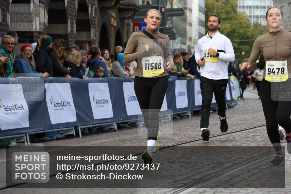 05.10.2025 - 20. swb-Marathon Bremen Strokosch-Dieckow http://msf.ph/oto/9273437 05.10.2025 11:11:17 Ziel 9011, 9264, 9273, 9386, 9479, 10183, 10614, 11158, 11568, 11578 meine-sportfotos.de
