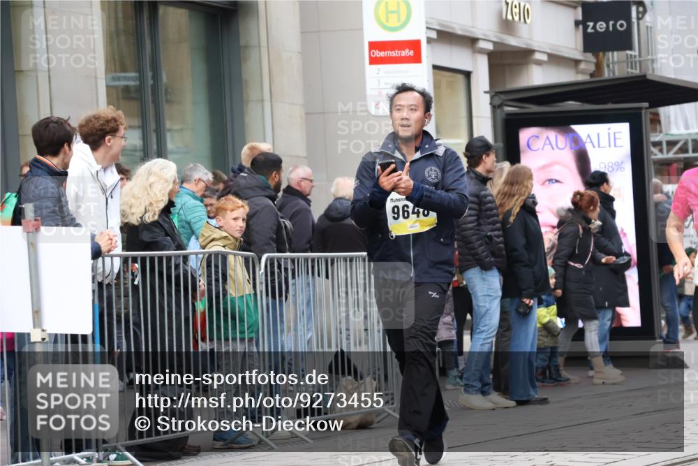 05.10.2025 - 20. swb-Marathon Bremen Strokosch-Dieckow http://msf.ph/oto/9273455 05.10.2025 11:11:32 Ziel 7007, 9420, 9648, 9680, 9726, 9784, 9867, 9999, 10058, 10235, 10236, 10499, 10540, 10815, 10839, 10849, 11088, 11172, 11215, 11563, 7007, 9420, 9648, 9680, 9726, 9784, 9867, 9999, 10058, 10235, 10236, 10499, 10540, 10815, 10839, 10849, 11088, 11172, 11215, 11563 meine-sportfotos.de