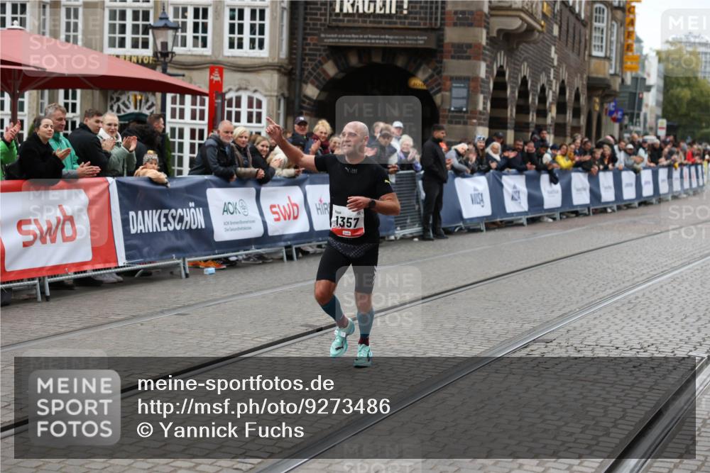 05.10.2025 - 20. swb-Marathon Bremen Yannick Fuchs http://msf.ph/oto/9273486 05.10.2025 12:25:06 Ziel 1357 meine-sportfotos.de