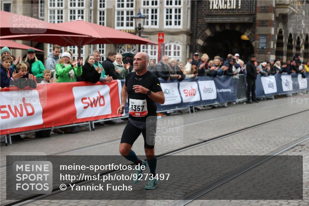 05.10.2025 - 20. swb-Marathon Bremen Yannick Fuchs http://msf.ph/oto/9273497 05.10.2025 12:25:06 Ziel 1357 meine-sportfotos.de