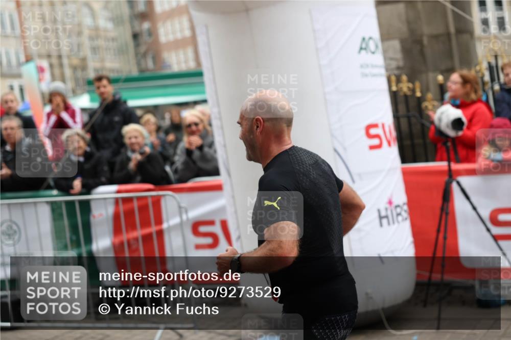 05.10.2025 - 20. swb-Marathon Bremen Yannick Fuchs http://msf.ph/oto/9273529 05.10.2025 12:25:08 Ziel 1357 meine-sportfotos.de