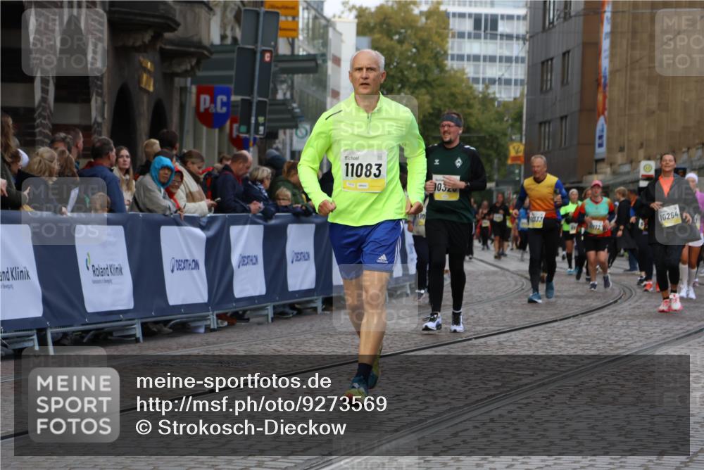 05.10.2025 - 20. swb-Marathon Bremen Strokosch-Dieckow http://msf.ph/oto/9273569 05.10.2025 11:11:24 Ziel 10320, 11083 meine-sportfotos.de
