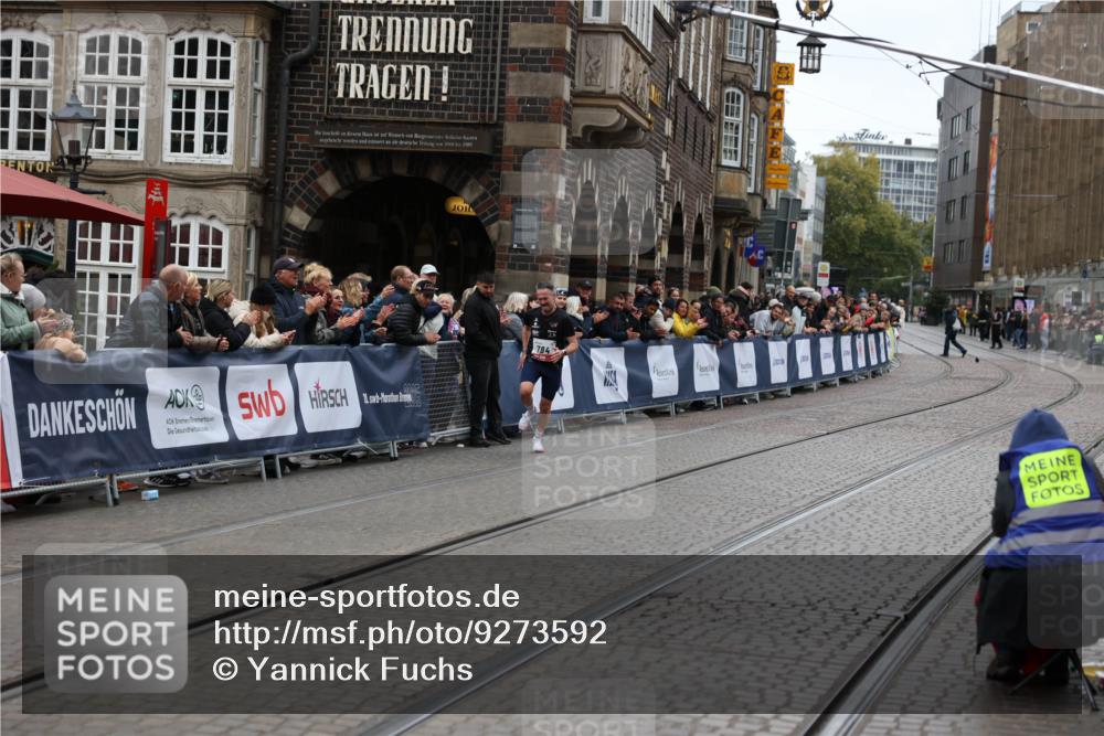 05.10.2025 - 20. swb-Marathon Bremen Yannick Fuchs http://msf.ph/oto/9273592 05.10.2025 12:25:21 Ziel 784 meine-sportfotos.de