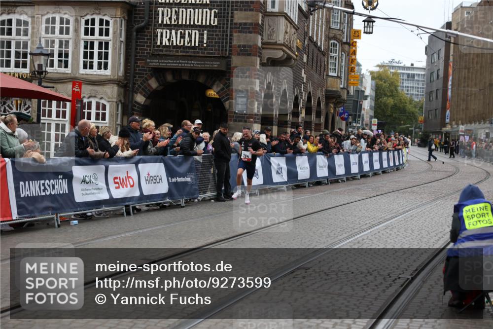 05.10.2025 - 20. swb-Marathon Bremen Yannick Fuchs http://msf.ph/oto/9273599 05.10.2025 12:25:21 Ziel 784 meine-sportfotos.de