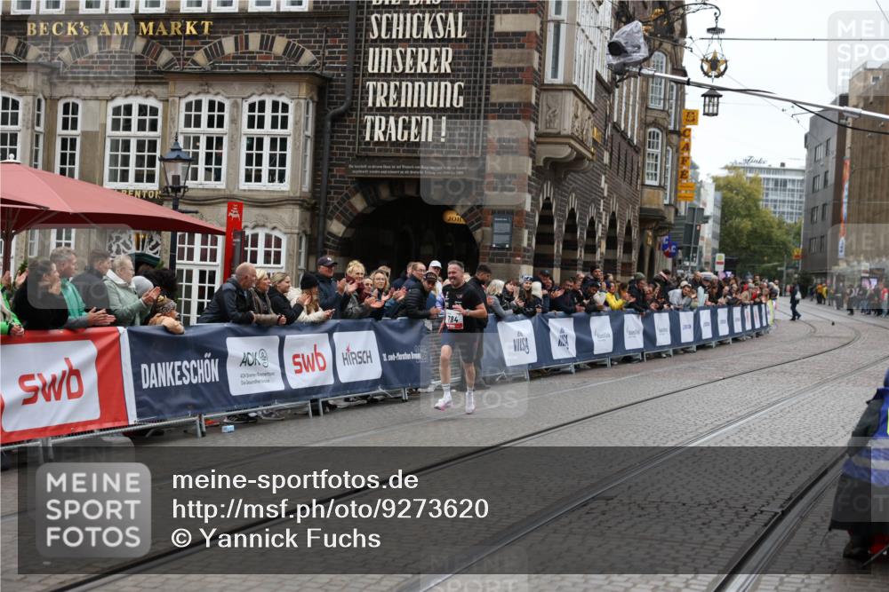 05.10.2025 - 20. swb-Marathon Bremen Yannick Fuchs http://msf.ph/oto/9273620 05.10.2025 12:25:21 Ziel 784 meine-sportfotos.de