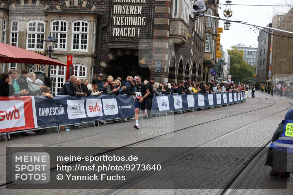 05.10.2025 - 20. swb-Marathon Bremen Yannick Fuchs http://msf.ph/oto/9273640 05.10.2025 12:25:22 Ziel 784 meine-sportfotos.de