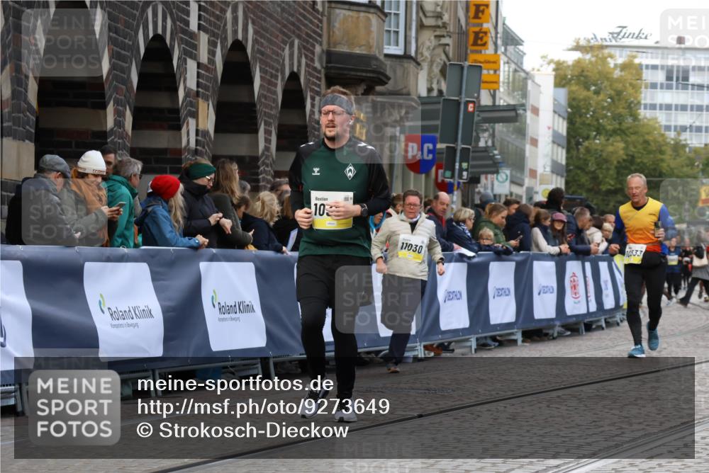 05.10.2025 - 20. swb-Marathon Bremen Strokosch-Dieckow http://msf.ph/oto/9273649 05.10.2025 11:11:28 Ziel 10320, 11030, 11083 meine-sportfotos.de