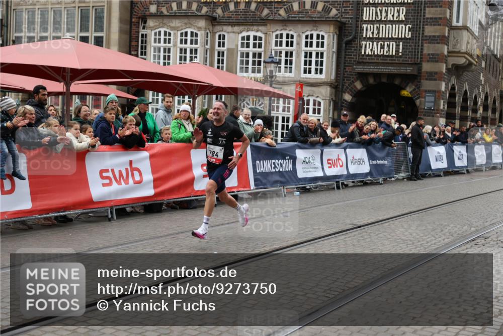 05.10.2025 - 20. swb-Marathon Bremen Yannick Fuchs http://msf.ph/oto/9273750 05.10.2025 12:25:23 Ziel 784 meine-sportfotos.de