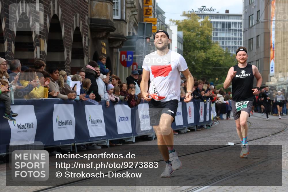 05.10.2025 - 20. swb-Marathon Bremen Strokosch-Dieckow http://msf.ph/oto/9273883 05.10.2025 13:03:31 Ziel 635, 2613, 4786, 5588 meine-sportfotos.de
