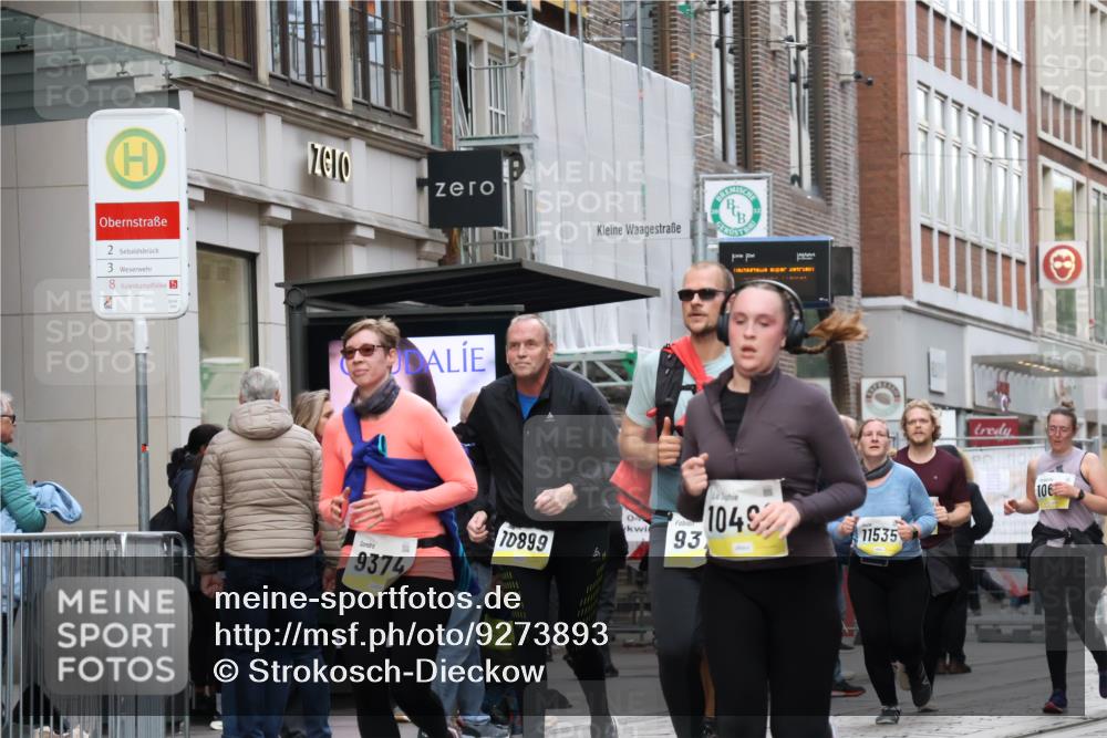 05.10.2025 - 20. swb-Marathon Bremen Strokosch-Dieckow http://msf.ph/oto/9273893 05.10.2025 11:11:49 Ziel 7007, 9373, 9374, 9420, 9526, 9675, 9726, 9867, 9911, 10463, 10499, 10622, 10815, 10839, 10849, 10899, 11085, 11215, 7007, 9373, 9374, 9420, 9526, 9675, 9726, 9867, 9911, 10463, 10499, 10622, 10815, 10839, 10849, 10899, 11085, 11215 meine-sportfotos.de
