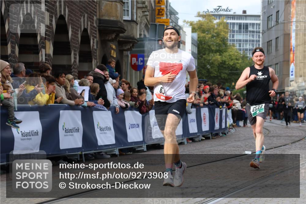 05.10.2025 - 20. swb-Marathon Bremen Strokosch-Dieckow http://msf.ph/oto/9273908 05.10.2025 13:03:31 Ziel 635, 2613, 4786, 5588 meine-sportfotos.de