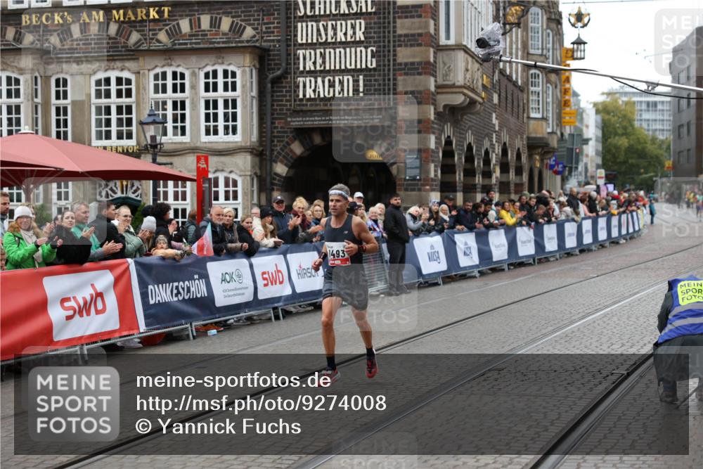 05.10.2025 - 20. swb-Marathon Bremen Yannick Fuchs http://msf.ph/oto/9274008 05.10.2025 12:26:54 Ziel 1493 meine-sportfotos.de