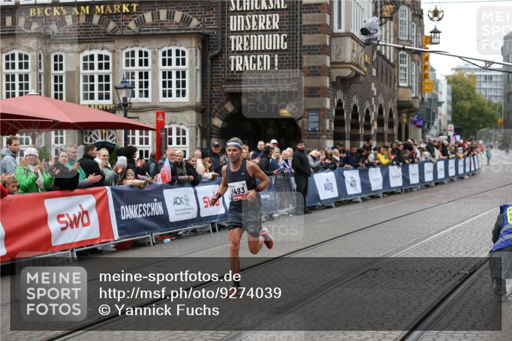 05.10.2025 - 20. swb-Marathon Bremen Yannick Fuchs http://msf.ph/oto/9274039 05.10.2025 12:26:54 Ziel 1493 meine-sportfotos.de