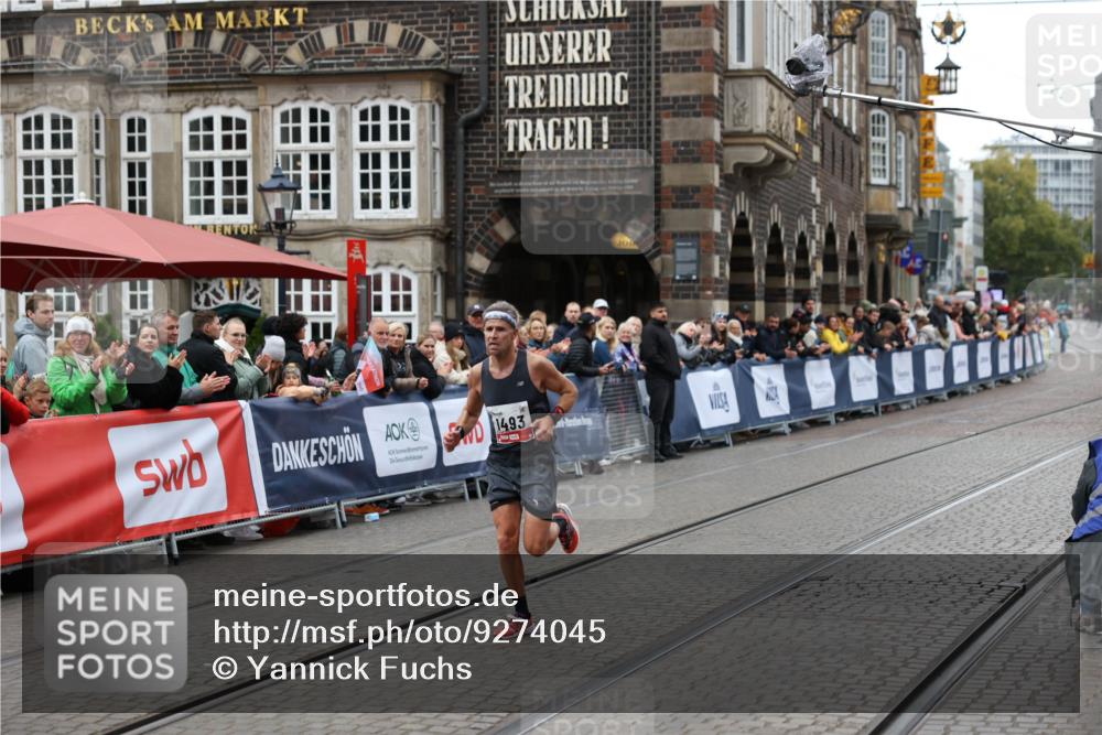 05.10.2025 - 20. swb-Marathon Bremen Yannick Fuchs http://msf.ph/oto/9274045 05.10.2025 12:26:54 Ziel 1493 meine-sportfotos.de