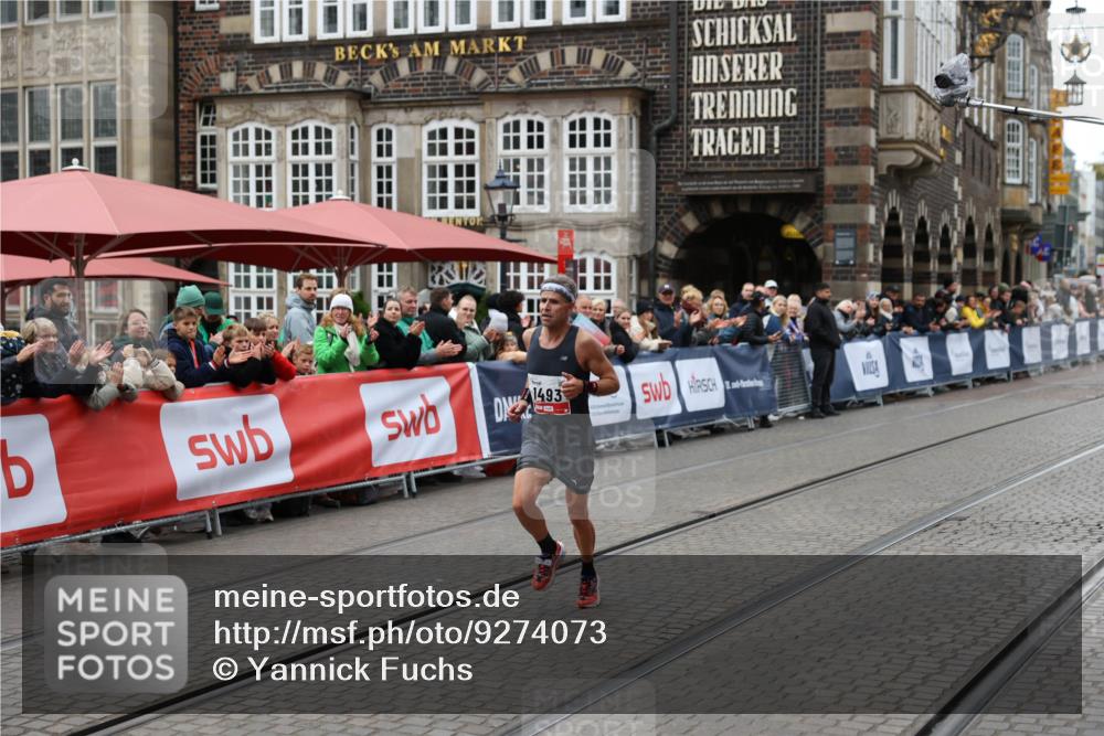05.10.2025 - 20. swb-Marathon Bremen Yannick Fuchs http://msf.ph/oto/9274073 05.10.2025 12:26:54 Ziel 1493 meine-sportfotos.de
