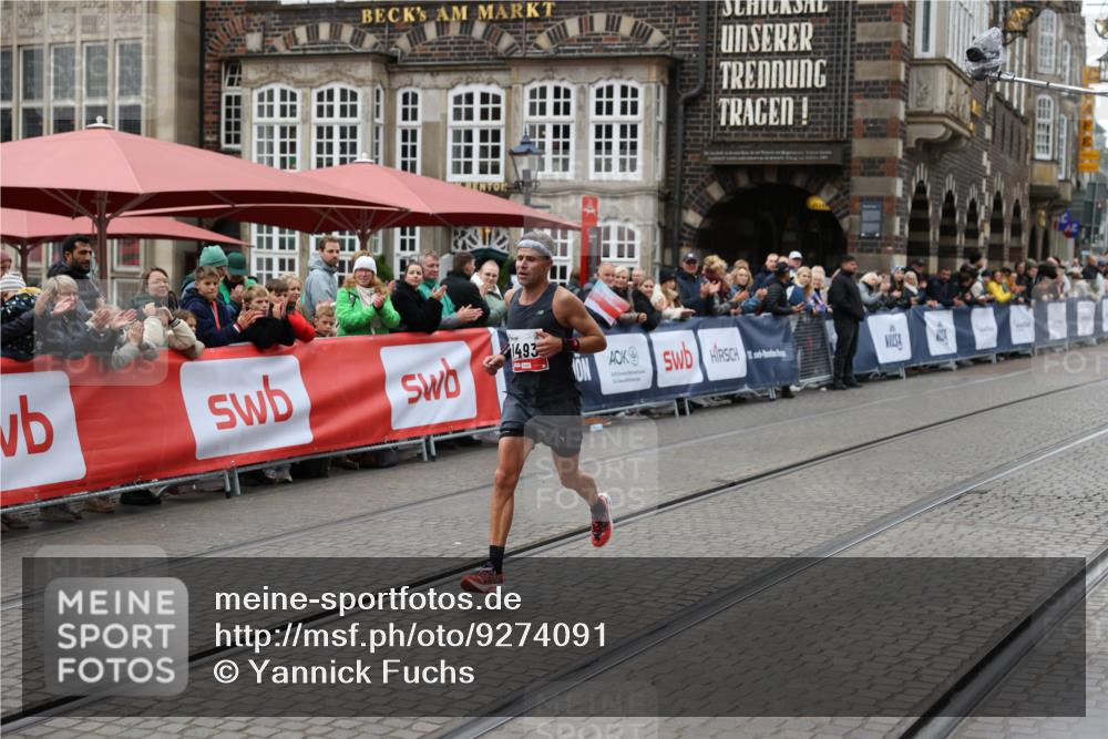 05.10.2025 - 20. swb-Marathon Bremen Yannick Fuchs http://msf.ph/oto/9274091 05.10.2025 12:26:55 Ziel 1493 meine-sportfotos.de